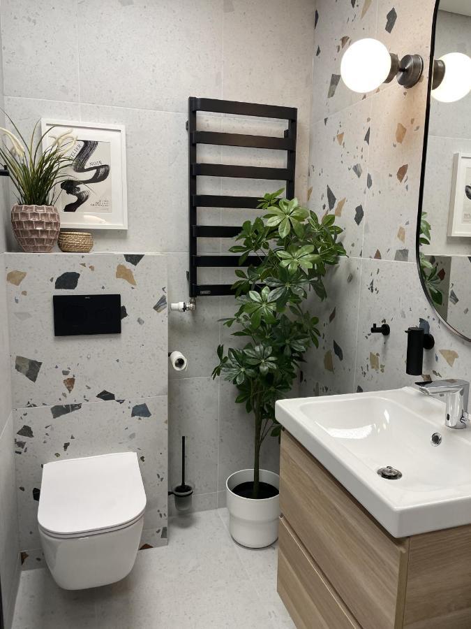 وارسو Oui Oui Apartment المظهر الخارجي الصورة